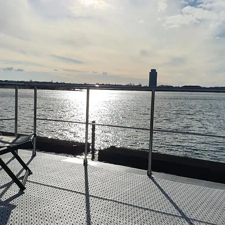 Hausboot Fjord Dory Mit Biosauna In Schleswig