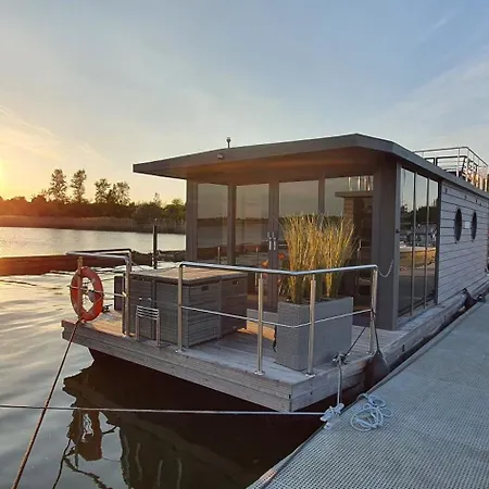 Hausboot Fjord Dory Mit Biosauna In * Schleswig