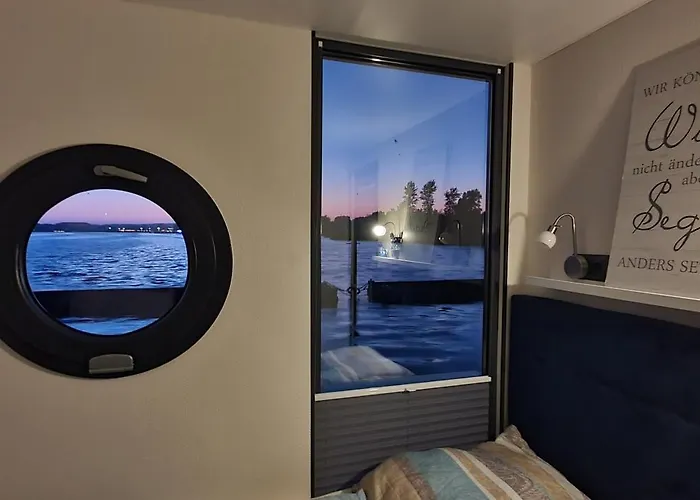 Botel Hausboot Fjord Dory Mit Biosauna In