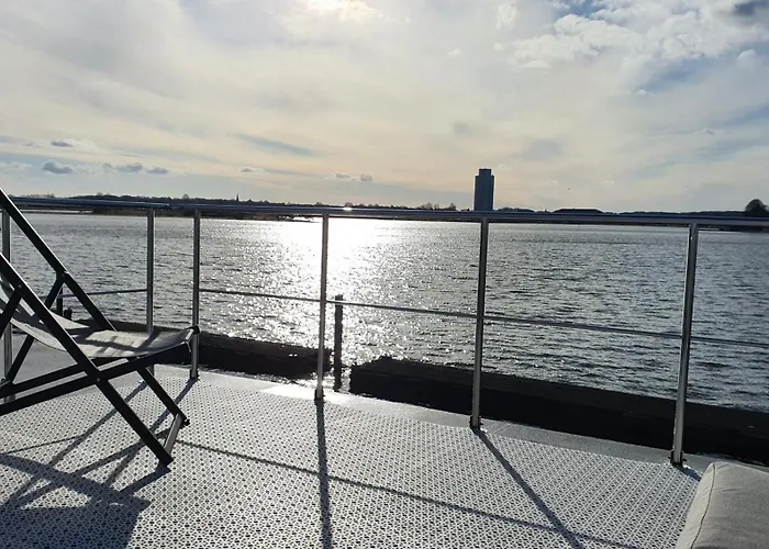 Hausboot Fjord Dory Mit Biosauna In Schleswig